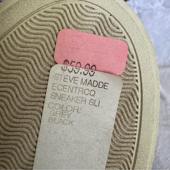 Steve Madden Ecentrcq Quilted Slip-on Sneaker - Picture 2 of 7